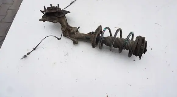 Front wheel hub