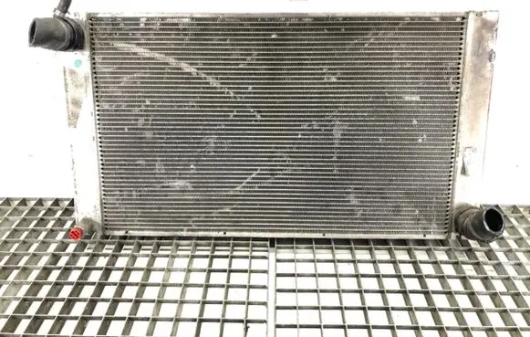 BMW 5 E60 E61 Coolant radiator 7787440