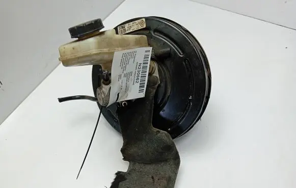 Renault Megane II Master brake cylinder 8200157453