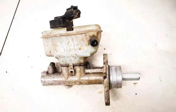 Audi A3 S3 8P Master brake cylinder 1k1614019b 1k1611301c