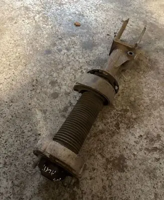 Volkswagen Touareg II Front shock absorber/damper IMPRK1335721