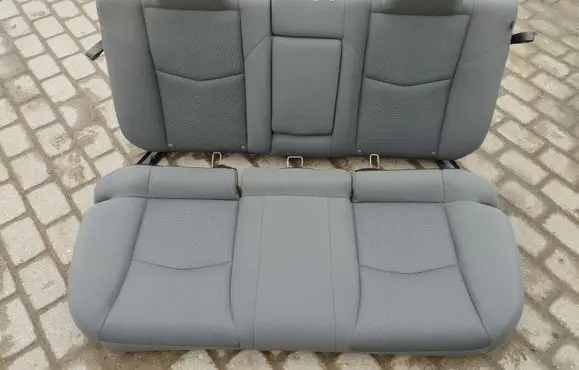Chrysler Sebring (JS) Rear seat 