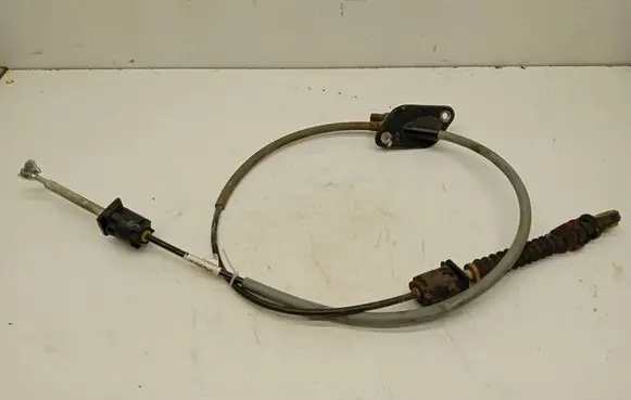 Volvo XC90 Gear shift cable linkage 