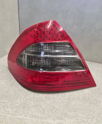 Mercedes-Benz E W211 Rear/tail lights