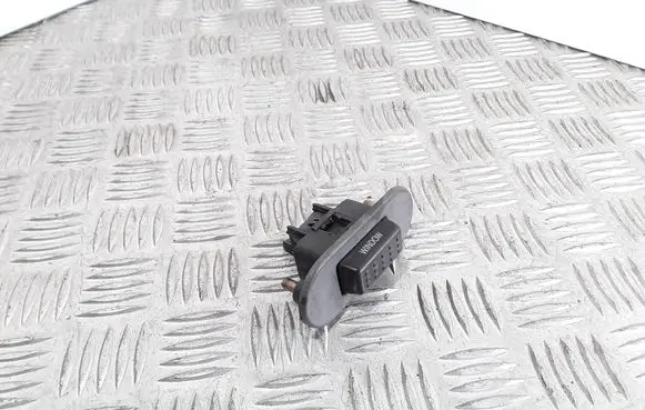 Hyundai Santa Fe Tailgate glass/window release handle 
