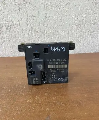 Mercedes-Benz CLS C218 X218 Door control unit/module 2198200326 G914
