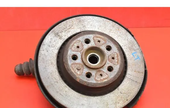 Volvo XC90 Front wheel hub spindle knuckle