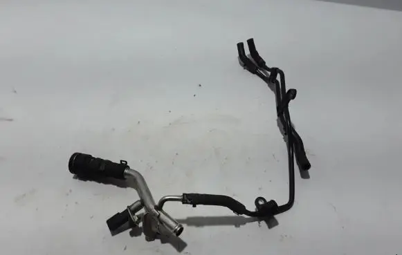 Skoda Octavia Mk4 Engine coolant pipe/hose 05L121444C