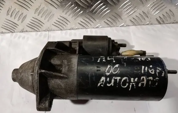 Audi A4 S4 B5 8D Starter motor 1005821478
