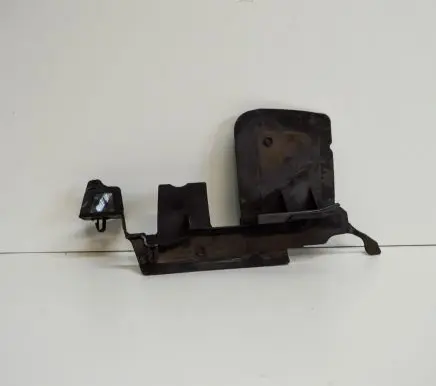 Volkswagen Eos Other engine bay part 1Q0121284