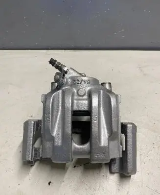 BMW 1 E81 E87 Front brake caliper 5422