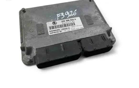 Skoda Fabia Mk1 (6Y) Engine control unit/module ECU 03E906033A