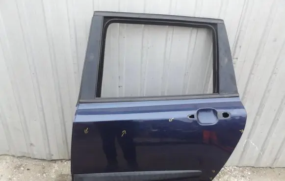 Fiat Stilo Rear door