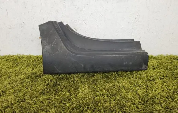 Volkswagen Touran III Sill 5TA809844