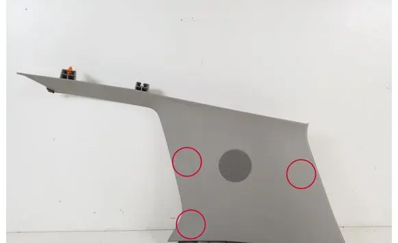 (D)pillar trim (top)