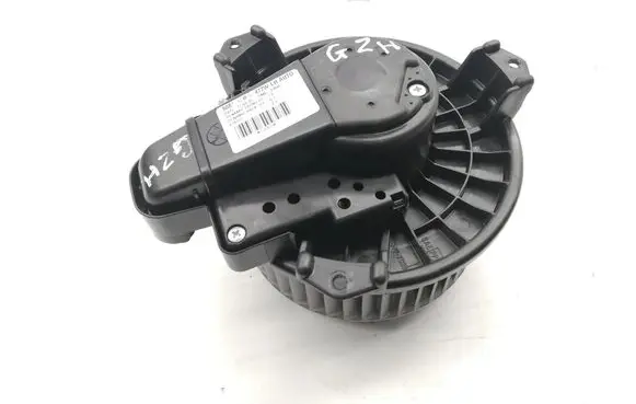 Toyota Auris E180 Heater fan/blower AV2727008085