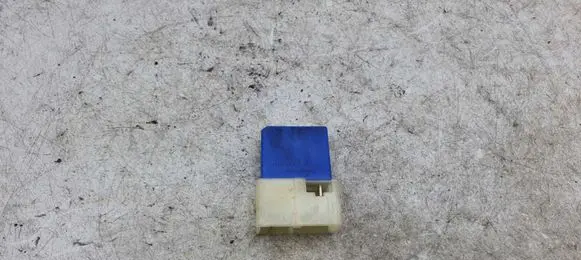 Nissan X-Trail T30 Other relay 2523079915 0406302218