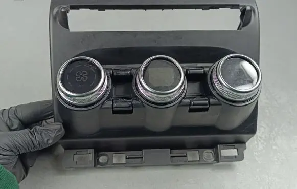 Renault Arkana Climate control unit 275100936R