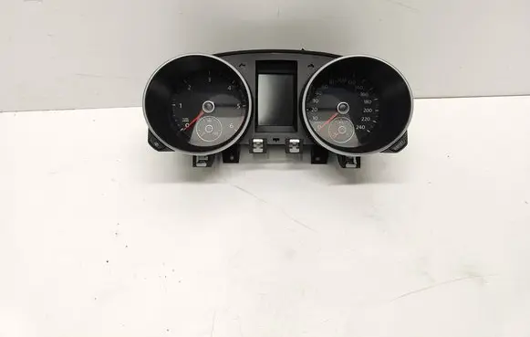 Volkswagen Golf VI Speedometer (instrument cluster) 5K0920870G