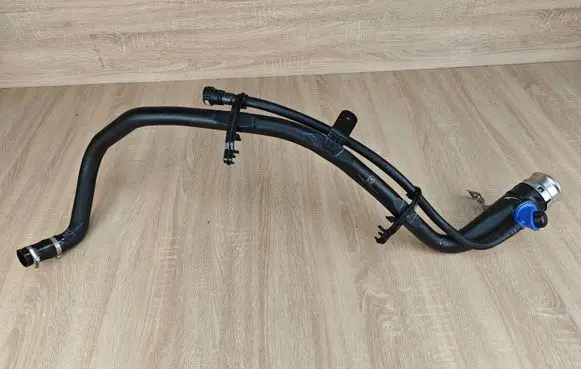 Fuel tank filler neck pipe