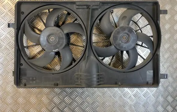 Jeep Compass Radiator cooling fan shroud M143158