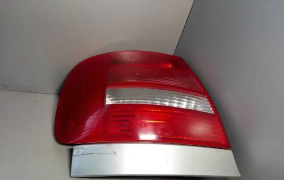 Audi A4 S4 B5 8D Rear/tail lights 8D0945095G