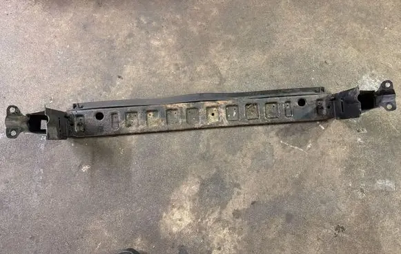 Volvo S80 Bottom radiator support slam panel 