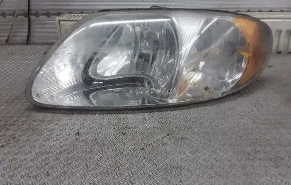 Chrysler Voyager Headlight/headlamp 30987