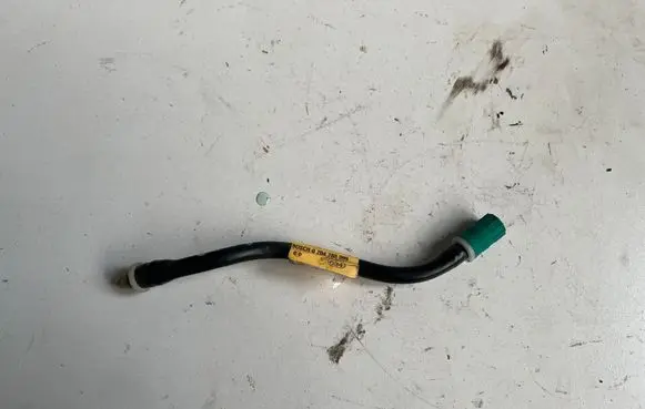 Peugeot 3008 I Other handbrake/parking brake parts 9684898480