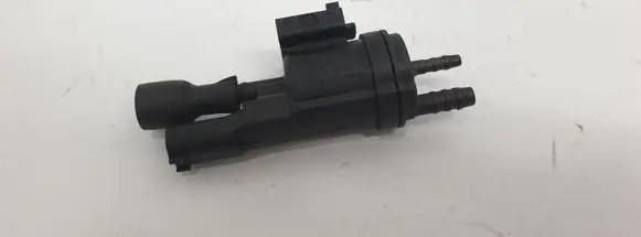 Mercedes-Benz E W212 Vacuum valve 0025407097 11T104