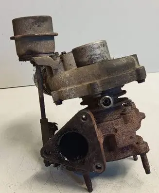 Volkswagen Polo Turbo 701299S 045145701