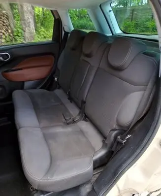 Fiat 500L Second row seats 