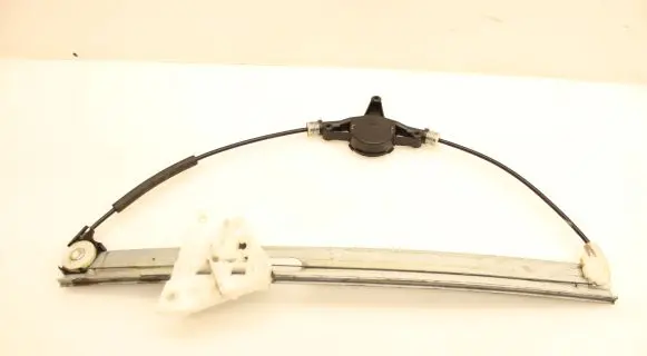 Mazda 6 Front window lifting mechanism without motor