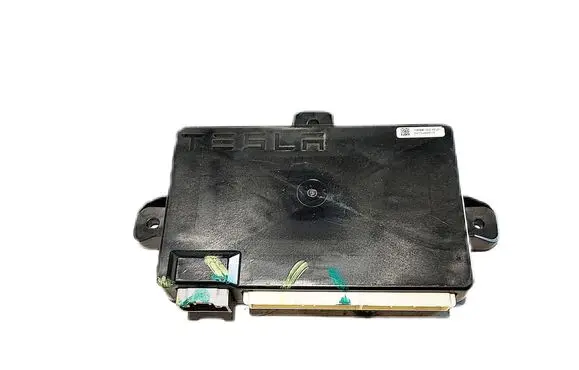 Tesla Model 3 Door control unit/module 104549010D