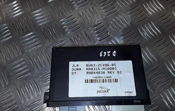 Jaguar XF X250 Hand brake control module 8W832C496BC