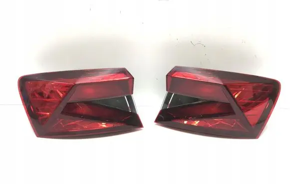 Skoda Fabia Mk4 (6VA) Rear/tail lights 6VE945096