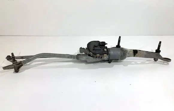 Mercedes-Benz CLS C218 X218 Front wiper linkage and motor A2128201240