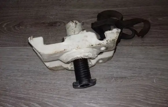 Volvo V70 Spare wheel mounting bracket 8626133 9159082
