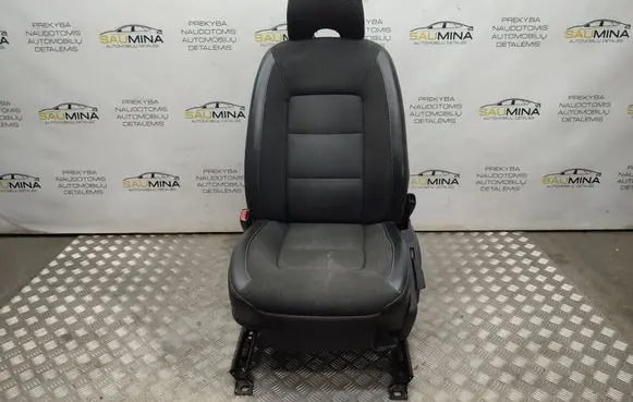 Volvo XC70 Front driver seat 