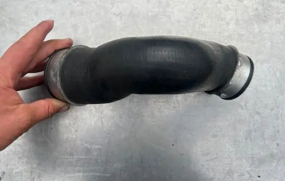 Mercedes-Benz S W220 Intercooler hose/pipe A2205281082 ZGS0024004