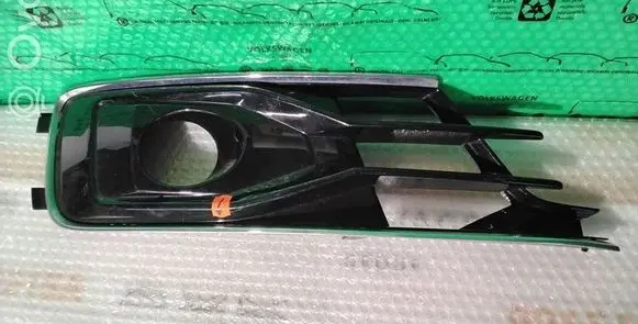 Audi A6 S6 C7 4G Front fog light trim/grill 4G0807682AE 4G0807682