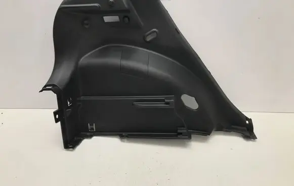 Trunk/boot side trim panel