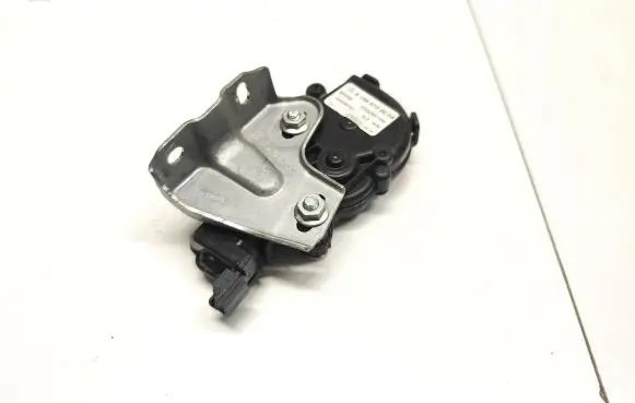Mercedes-Benz GLS X166 Rear door window regulator motor A1666700004 C02230104 00526702