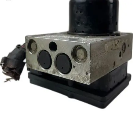 Mercedes-Benz C W203 Master brake cylinder A0345457732 A0054312912