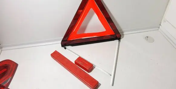 Mercedes-Benz C W204 Emergency warning sign A1648900097