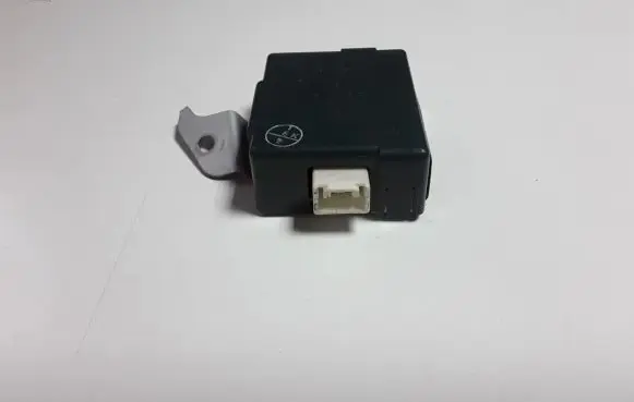 Toyota Hilux (AN10, AN20, AN30) Door central lock control unit/module 8974160341