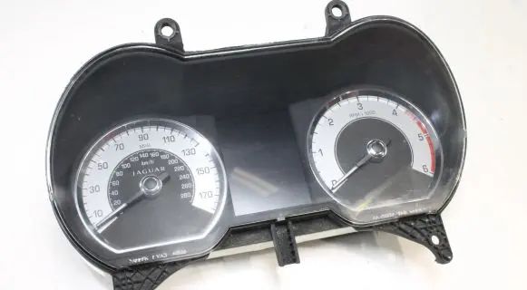 Jaguar XF X250 Speedometer (instrument cluster) 8X2310849JH