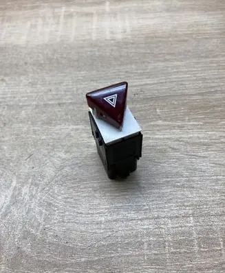 Volkswagen PASSAT B6 Hazard light switch 3C8953509