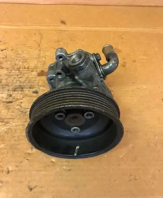 Skoda Octavia Mk1 (1U) Power steering pump