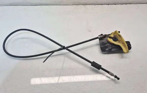 Alfa Romeo Giulia Engine bonnet (hood) release handle 